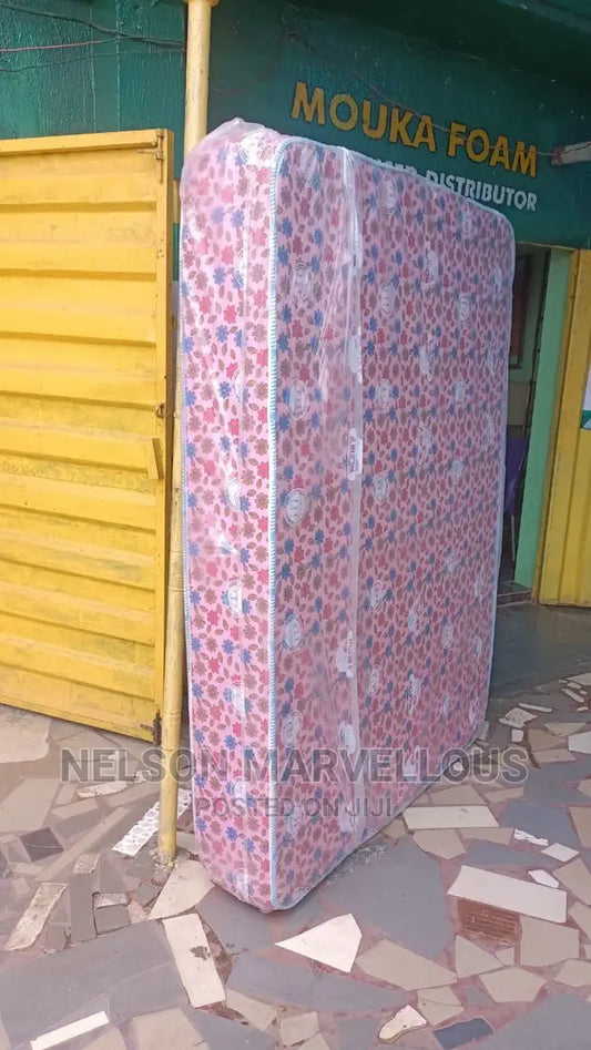 Koko Mouka mattress 4½by6by9