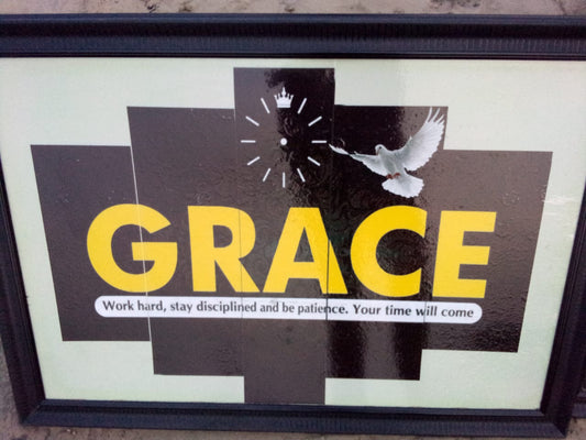 Grace wall frame