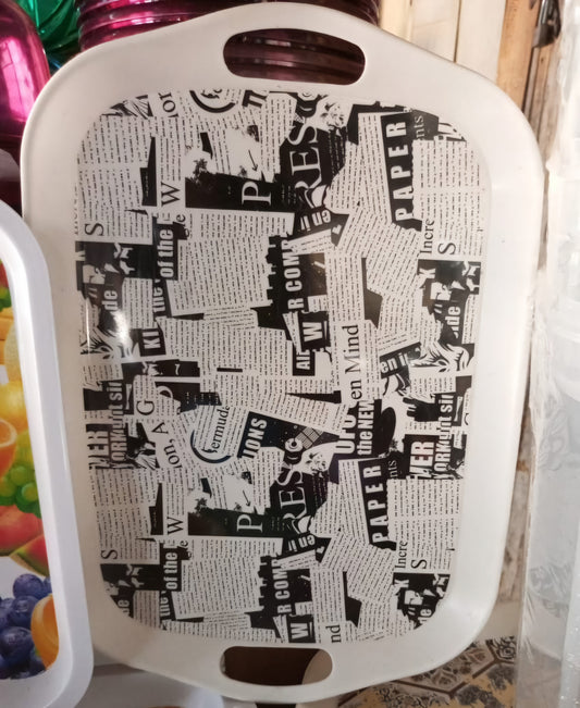 Ceramic tray medium