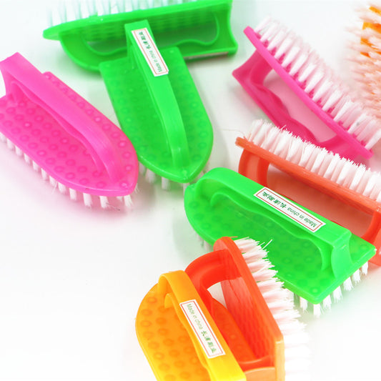 Handle brush